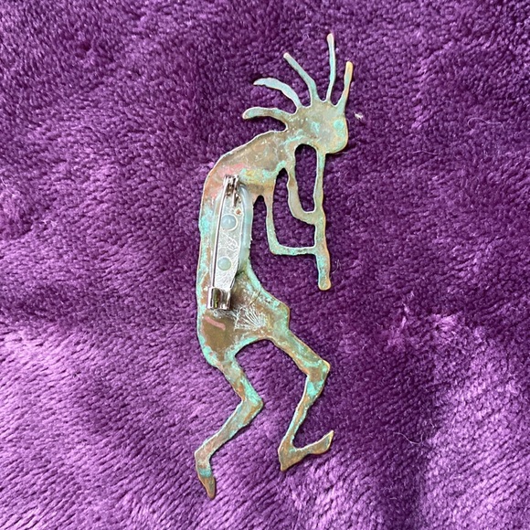 Vintage Brass Kokopelli pin - Picture 3 of 3